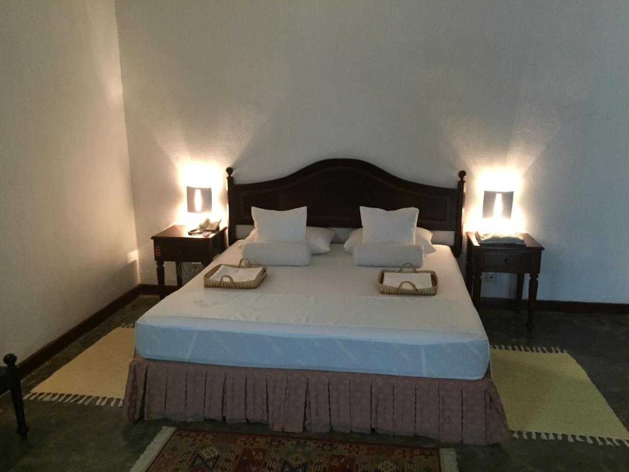 The Oasis Beach Resort Hambantota Exterior foto
